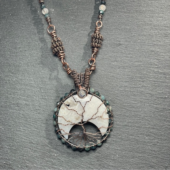 White Lace Agate Crescent Moon Tree Of Life Copper Wrapped Boho Necklace - Picture 7 of 16